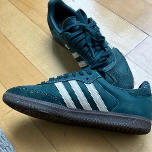Adidas women’s Dark Green Sneakers